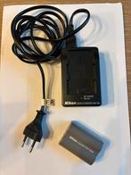 Chargeur rapide Nikon MH-18a + batterie Nikon associée, Enlèvement ou Envoi, Comme neuf