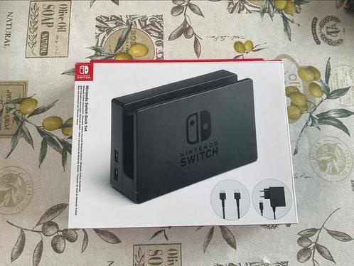 Nintendo Switch - Extra Dock, Games en Spelcomputers, Spelcomputers | Nintendo Switch, Zo goed als nieuw, Ophalen of Verzenden