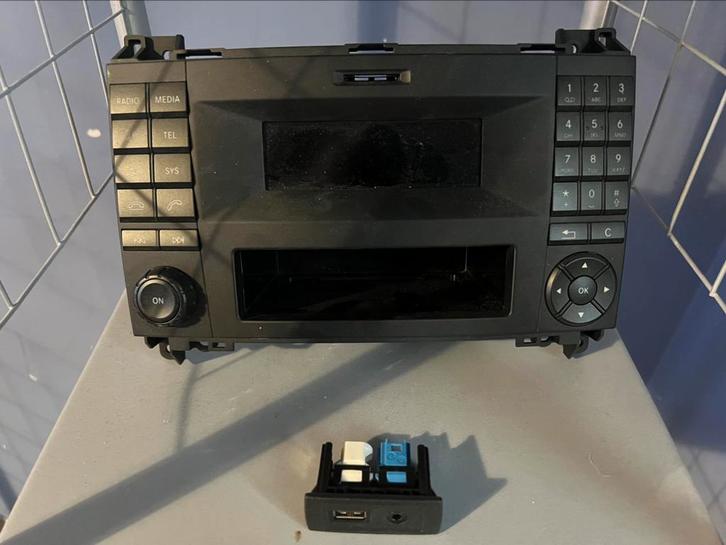 Originele autoradio Mercedes-Benz Vito, Auto diversen, Autoradio's, Gebruikt, Ophalen