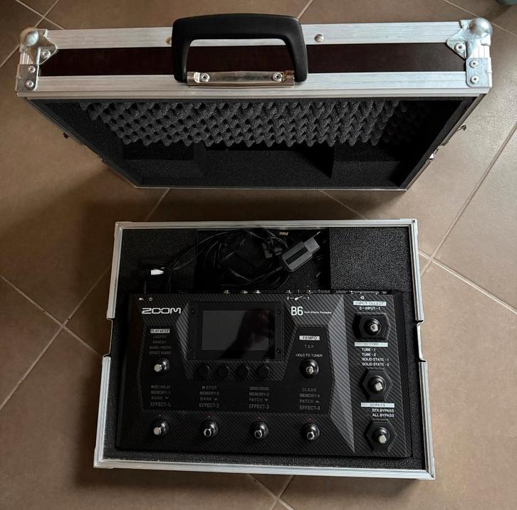Multi effets  basse ZOOM B6, Musique & Instruments, Effets, Comme neuf, Multi-effet, Enlèvement ou Envoi