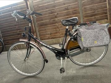 Dames fiets Nort, Nieuwe banden! beschikbaar voor biedingen