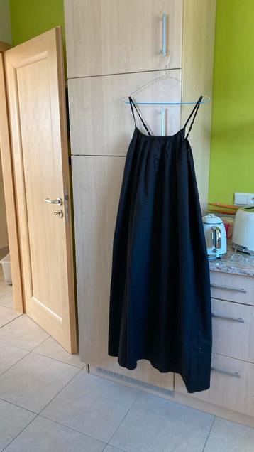 Longue robe noire été taille 38 neuve beschikbaar voor biedingen