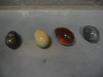 6 œufs en verre, en bois et en pierre, Collections, Minéraux & Fossiles, Enlèvement ou Envoi, Minéral