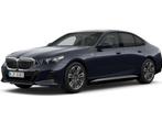 BMW 530e sedan M Sport / PANO / MEM / VENT / 360CAM / HUD, Auto's, BMW, Gebruikt, USB, Zwart, Leder