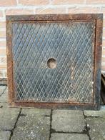 Gietijzeren putdeksel 60x60, Enlèvement, Utilisé