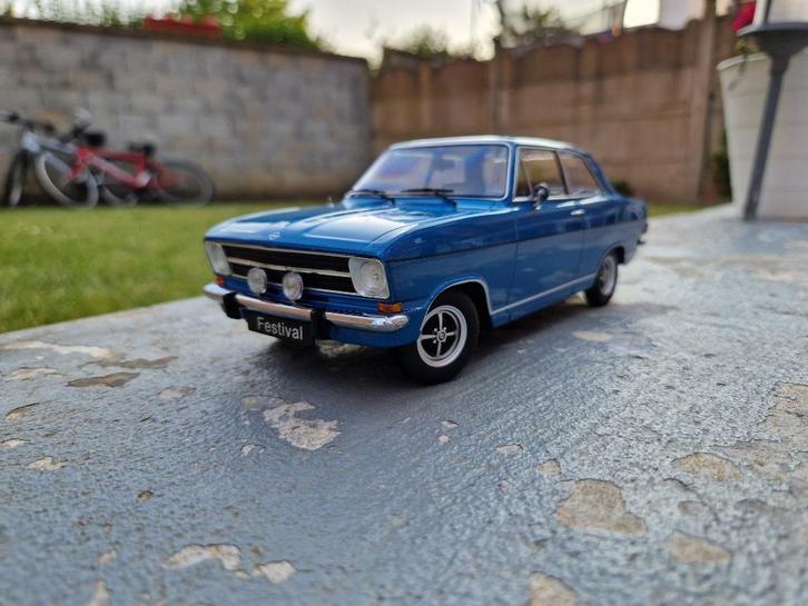 OPEL Kadett B Festival 1973 - Échelle 1/18 - PRIX : 79€, Hobby en Vrije tijd, Modelauto's | 1:18, Nieuw, Auto, Overige merken
