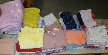 Kleding meisjes maat 62/68 beschikbaar voor biedingen