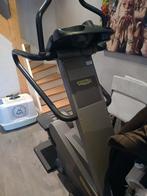 Technogym proffessioneel step toestel, Sport en Fitness, Ophalen, Zo goed als nieuw
