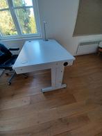 Metalen bureau, Ophalen, Zo goed als nieuw, Bureau