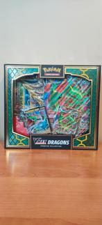 Vmax dragons premium collection box, Hobby & Loisirs créatifs, Jeux de cartes à collectionner | Pokémon, Autres types, Enlèvement ou Envoi