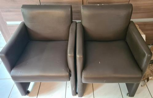 Bruine (leder) zetels met wieltjes (5), Huis en Inrichting, Stoelen, Gebruikt, Ophalen