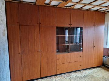 Stijlvolle kleerkast - zandstralen mogelijk beschikbaar voor biedingen