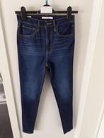 LEVIS donkerblauwe jeans Zo goed als nieuw! Maat: 27" Pr:€ 6, Kleding | Dames, Blauw, Ophalen of Verzenden, W27 (confectie 34) of kleiner