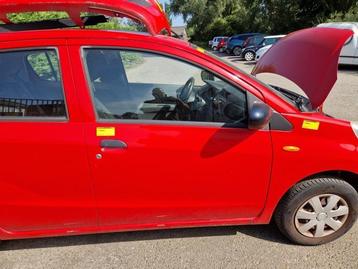 Portier 4Deurs rechts-voor van een Daihatsu Cuore beschikbaar voor biedingen