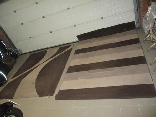 2 grote tapijten , matten , vloerbekleding , beige bruin, Huis en Inrichting, Stoffering | Tapijten en Vloerkleden, Gebruikt, Rechthoekig