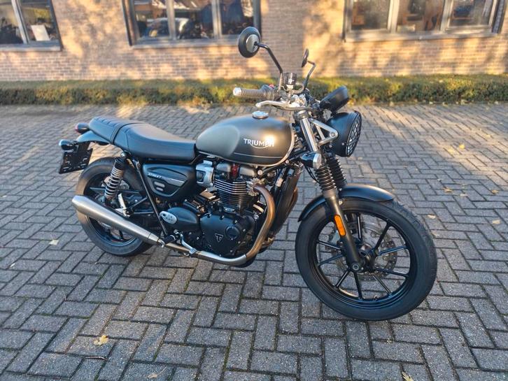 Triumph Street Twin 900 2021 8dkm, Motoren, Motoren | Triumph, Bedrijf, Naked bike, meer dan 35 kW, 2 cilinders, Motorrijbewijs A