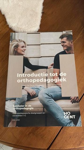 Introductie tot de orthopedagogiek beschikbaar voor biedingen