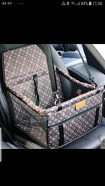 Honden auto stoel, Dieren en Toebehoren, Ophalen of Verzenden, Zo goed als nieuw