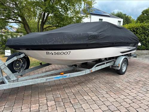 Glastron GT185, Watersport en Boten, Speedboten, 3 tot 6 meter, Benzine, 120 tot 200 pk, Polyester, Binnenboordmotor, Ophalen