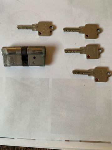 cilinderslot beschikbaar voor biedingen