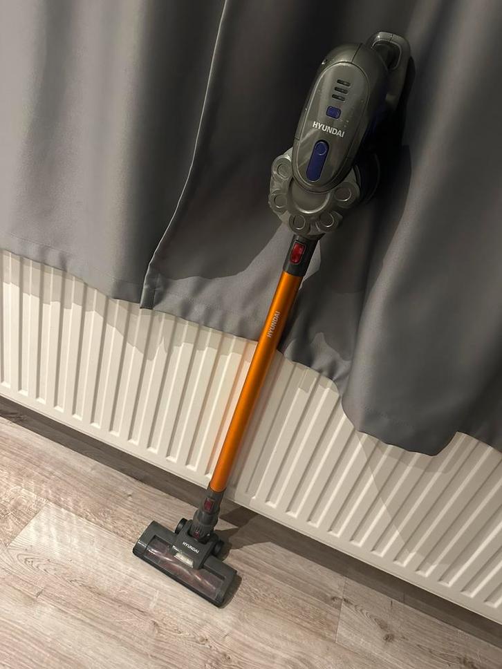 Hyundai rainbow draadloze steelstofzuiger Te koop, Elektronische apparatuur, Stofzuigers, Zo goed als nieuw, Robotstofzuiger, Ophalen