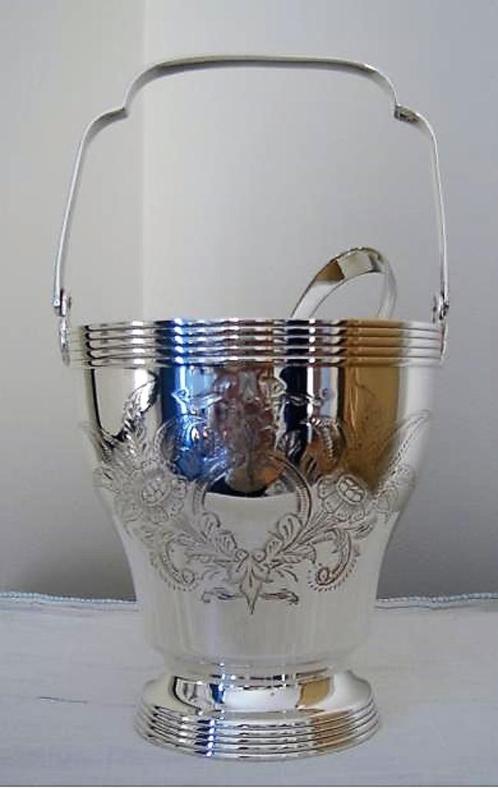 IJsemmer van zilverkleurig metaal, Antiek en Kunst, Antiek | Zilver en Goud, Zilver, Ophalen of Verzenden