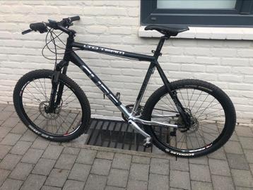 vélo vtt cube ltd team limited séries beschikbaar voor biedingen
