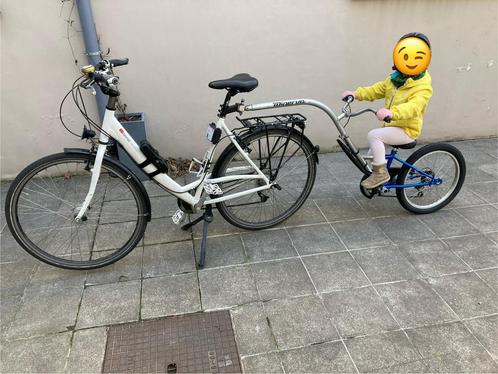 Vélo suiveur minerva 6 vitesses, Fietsen en Brommers, Fietsaccessoires | Aanhangwagens en Karren, Gebruikt, Aanhangfiets, Opvouwbaar