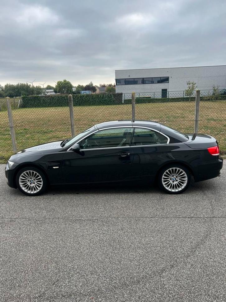 Bmw 320i cabrio, Auto's, BMW, Particulier, 3 Reeks, Xenon verlichting, Benzine, Euro 4, Cabriolet, 2 deurs, Automaat, Zwart, Beige