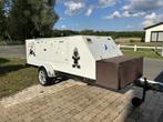 Overdekte aanhangwagen, voorheen gebruikt als surfkar, Ophalen, Gebruikt