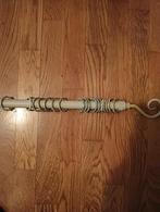 tringle à rideau, Enlèvement, Crème