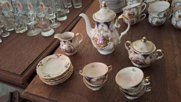 Antiek koffie / thee servies, Enlèvement
