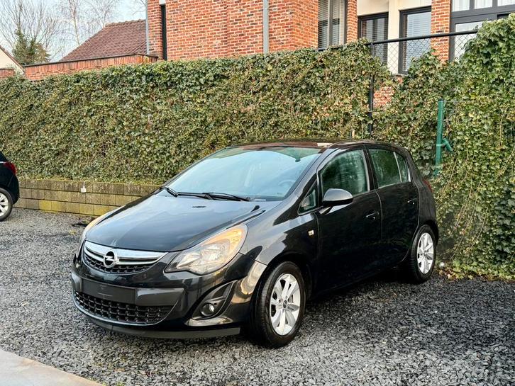 Opel Corsa Corsa 1.2 Navigatie / airco / Facelift / Leder, Auto's, Opel, Bedrijf, Te koop, Corsa, ABS, Airbags, Airconditioning