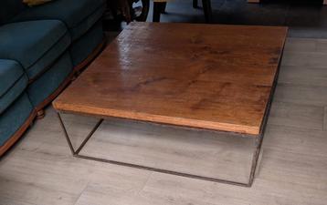 Salontafel teak 100 x 100 beschikbaar voor biedingen