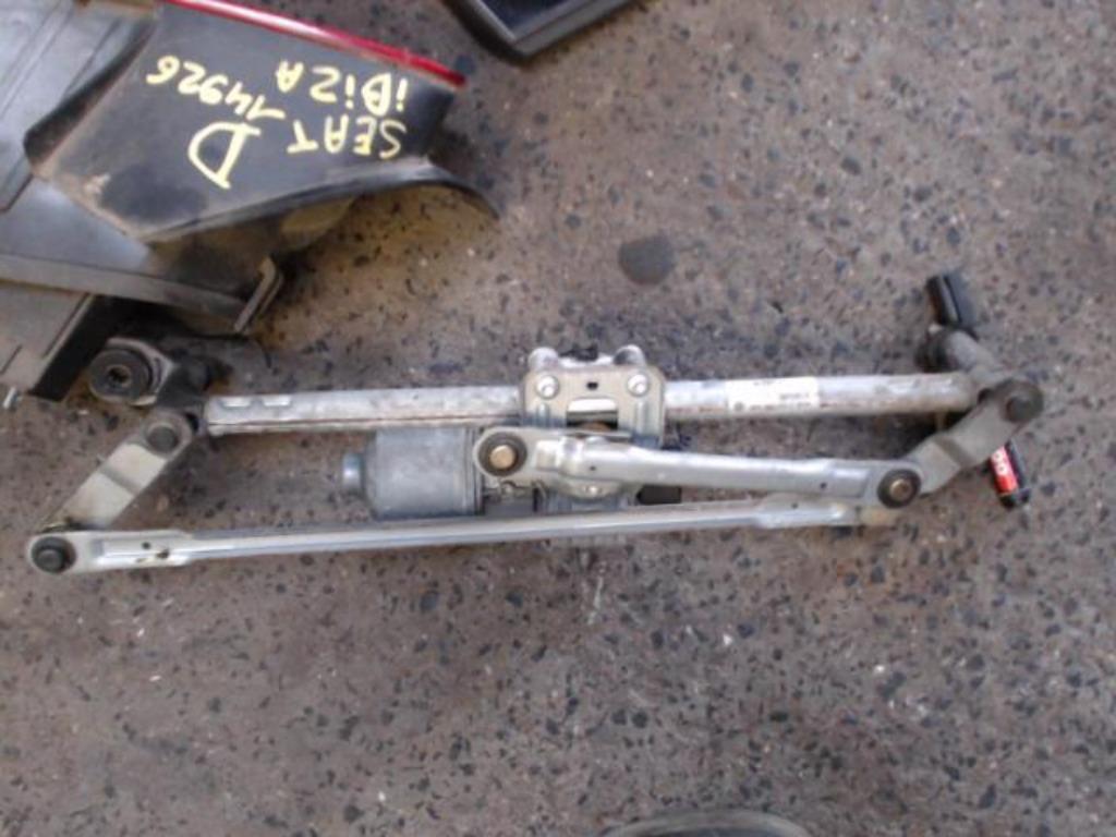 Moteur essuie glace avant Seat Ibiza 4 2012-2016 LP/14926, Auto-onderdelen, Ruiten en Toebehoren, Seat, Gebruikt, Ophalen