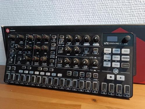 IK Multimedia UNO Synth Pro X, Muziek en Instrumenten, Midi-apparatuur, Ophalen of Verzenden