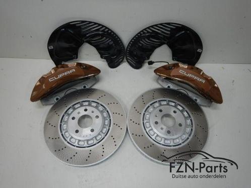Audi A3 S3 RS3 8V 8Y Remset Voorzijde 6 Pots Akebono 374MM L, Auto-onderdelen, Remmen en Aandrijving, Gebruikt, Ophalen of Verzenden