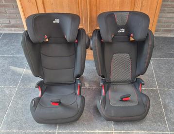 Britax Römer Kidfix III M (twee uitvoeringen) beschikbaar voor biedingen