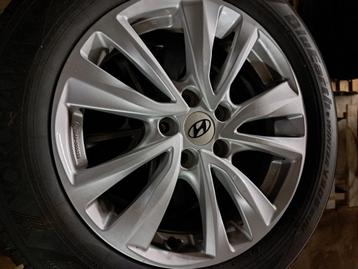 SET 17 WINTERWIELEN 215/60R17 HYUNDAI KONA beschikbaar voor biedingen