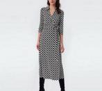 Diane Von Furstenberg - Black & White Chain Link Wrap Dress, Kleding | Dames, Jurken, Maat 38/40 (M), Wit, Ophalen of Verzenden