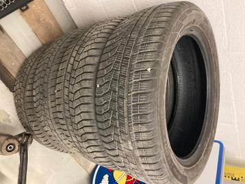 Winterbanden hankook 215/55 r18 beschikbaar voor biedingen