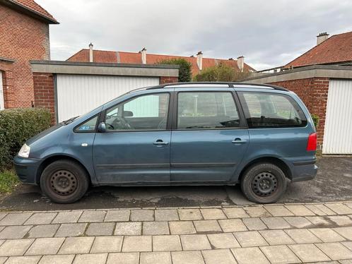 A vendre Volkswagen Sharan, Auto's, Volkswagen, Particulier, Sharan, Diesel, 5 deurs, Handgeschakeld, Blauw, Grijs, Ophalen