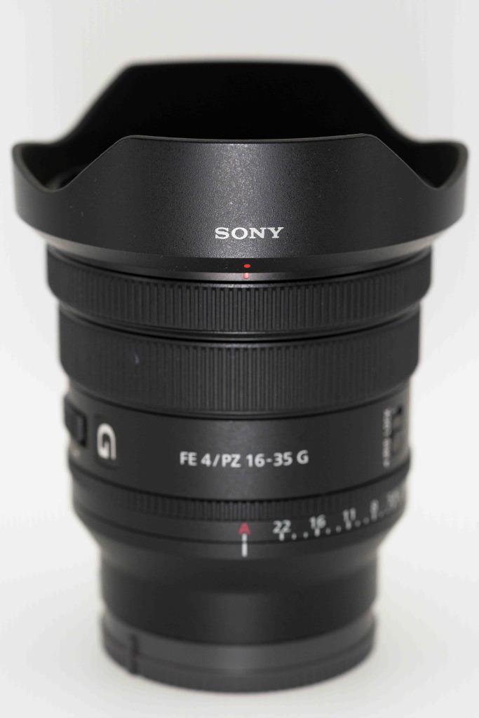 Sony FE PZ 16-35mm f/4 G + Hoya polarisatiefilter, Audio, Tv en Foto, Foto | Lenzen en Objectieven, Zo goed als nieuw, Groothoeklens