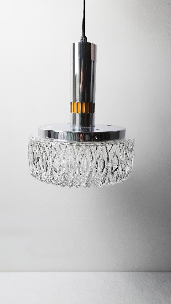 Space-age lamp - Hanglamp van chroom en glas - jaren 1970, Huis en Inrichting, Lampen | Hanglampen, Zo goed als nieuw, Glas, Kunststof