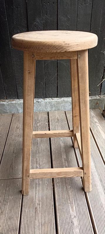 Ancien tabouret 67 cm, Enlèvement, Utilisé, Bois