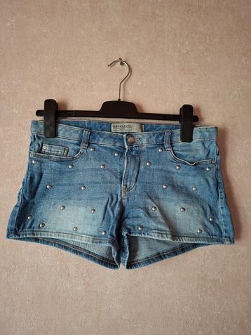 Stoere C&A Clockhouse Denim Shorts met Studs Maat S beschikbaar voor biedingen