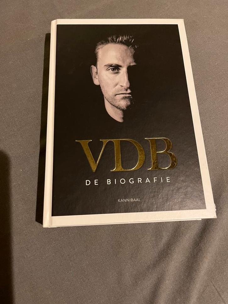 Stijn Vanderhaeghe - VDB De Biografie, Livres, Biographies, Enlèvement