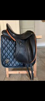 Zaldi San Jorge dressuurzadel voor paarden, Dieren en Toebehoren, Dressuur