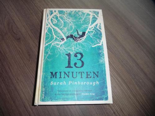 boek (hardcover) 13 minuten - Sarah Pinborough, Livres, Livres Autre, Enlèvement ou Envoi