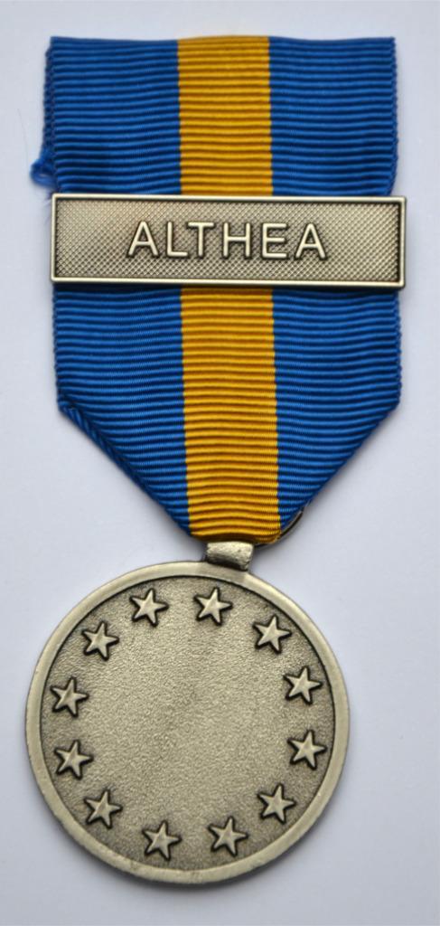 Medaille, Europe Security and Defence Policy Service, ALTHEA, Verzamelen, Militaria | Algemeen, Landmacht, Lintje, Medaille of Wings